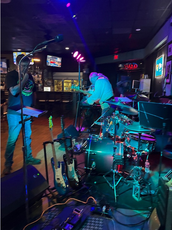 Spektra plays Jerry's Bar and Grille in Jacksonville Florida